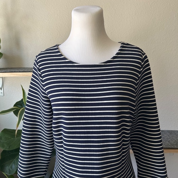 New Talbots White Navy Straps 79%Cotton 16% Polyester Long Sleeve Dress size 8P - Picture 2 of 12